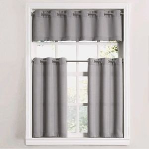 Gray Tucker tier & valance set